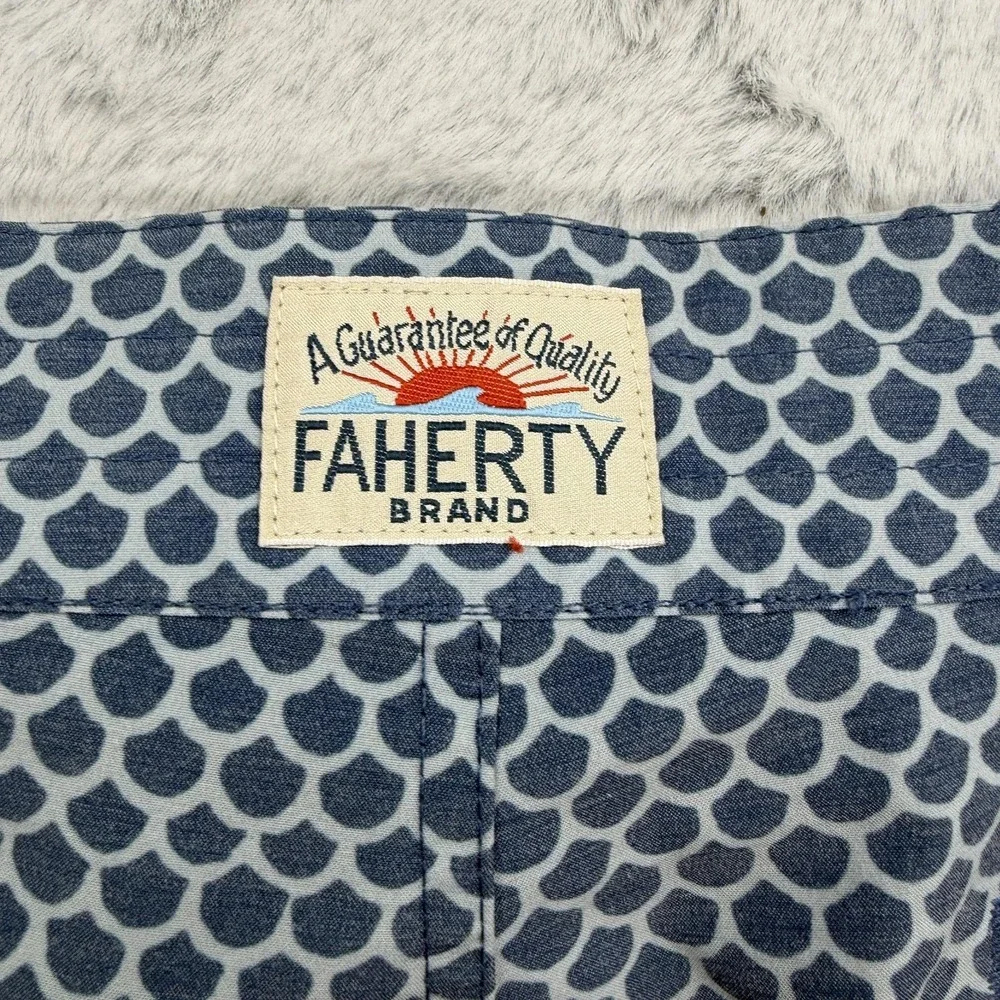 Faherty Board Shorts Mens 34 Blue Geometric Swim Trunks Drawstring Surf Outdoor